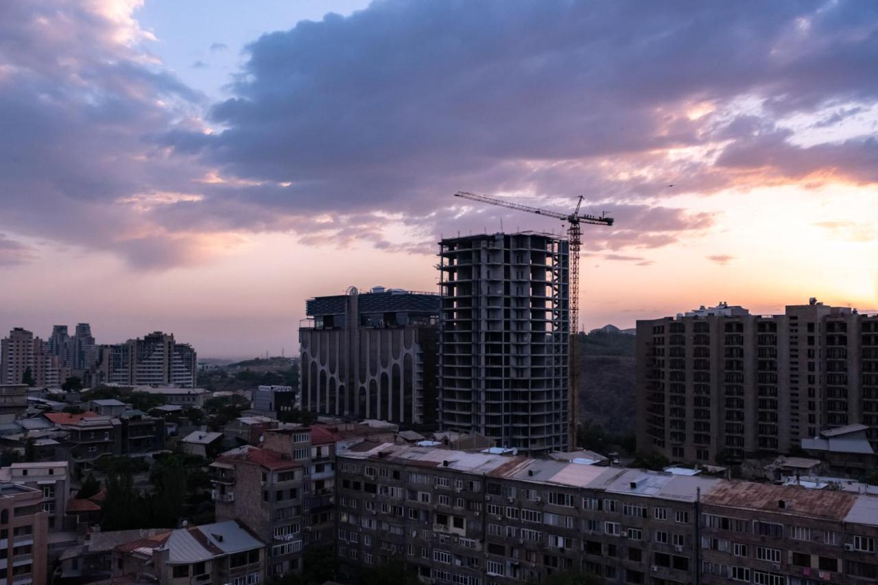 Rooftop Apart-Hotel Yerevan Exterior photo