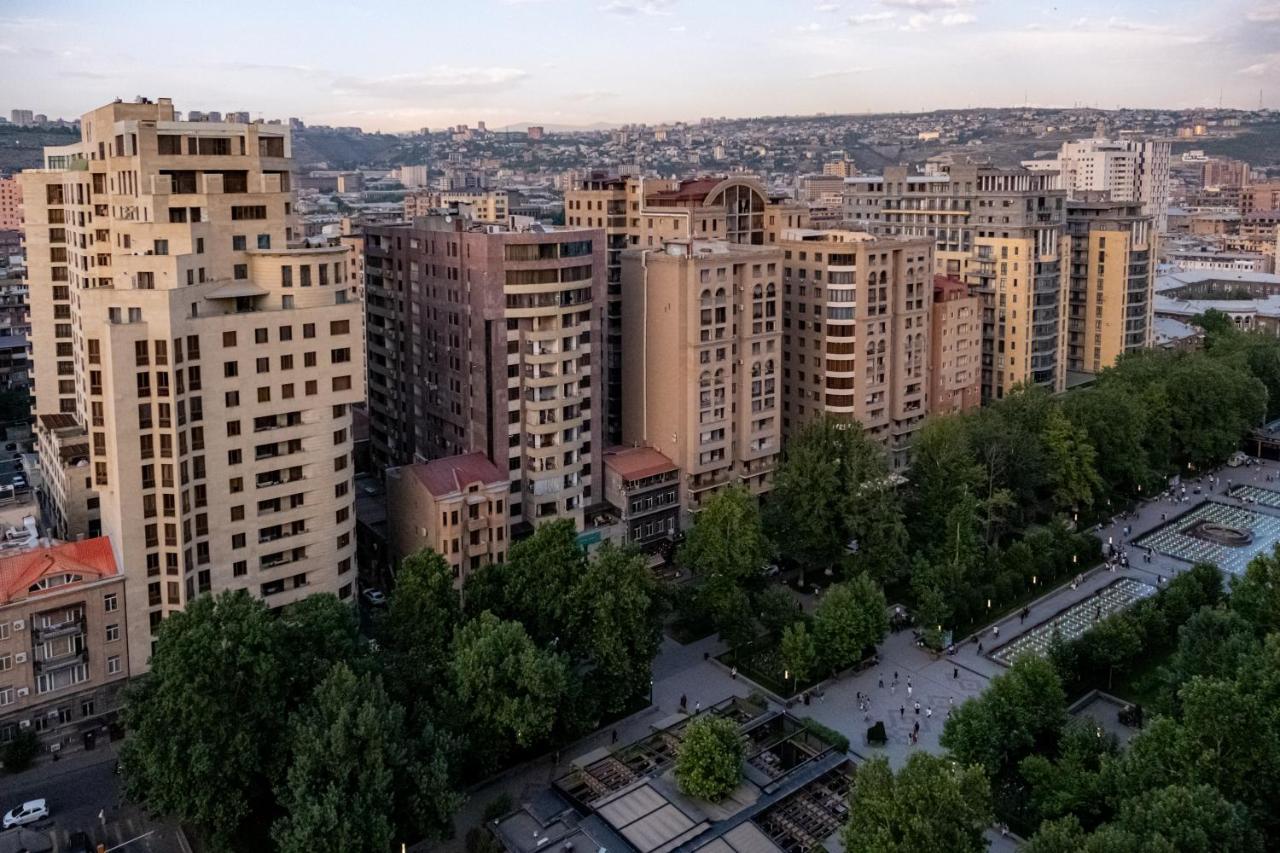 Rooftop Apart-Hotel Yerevan Exterior photo