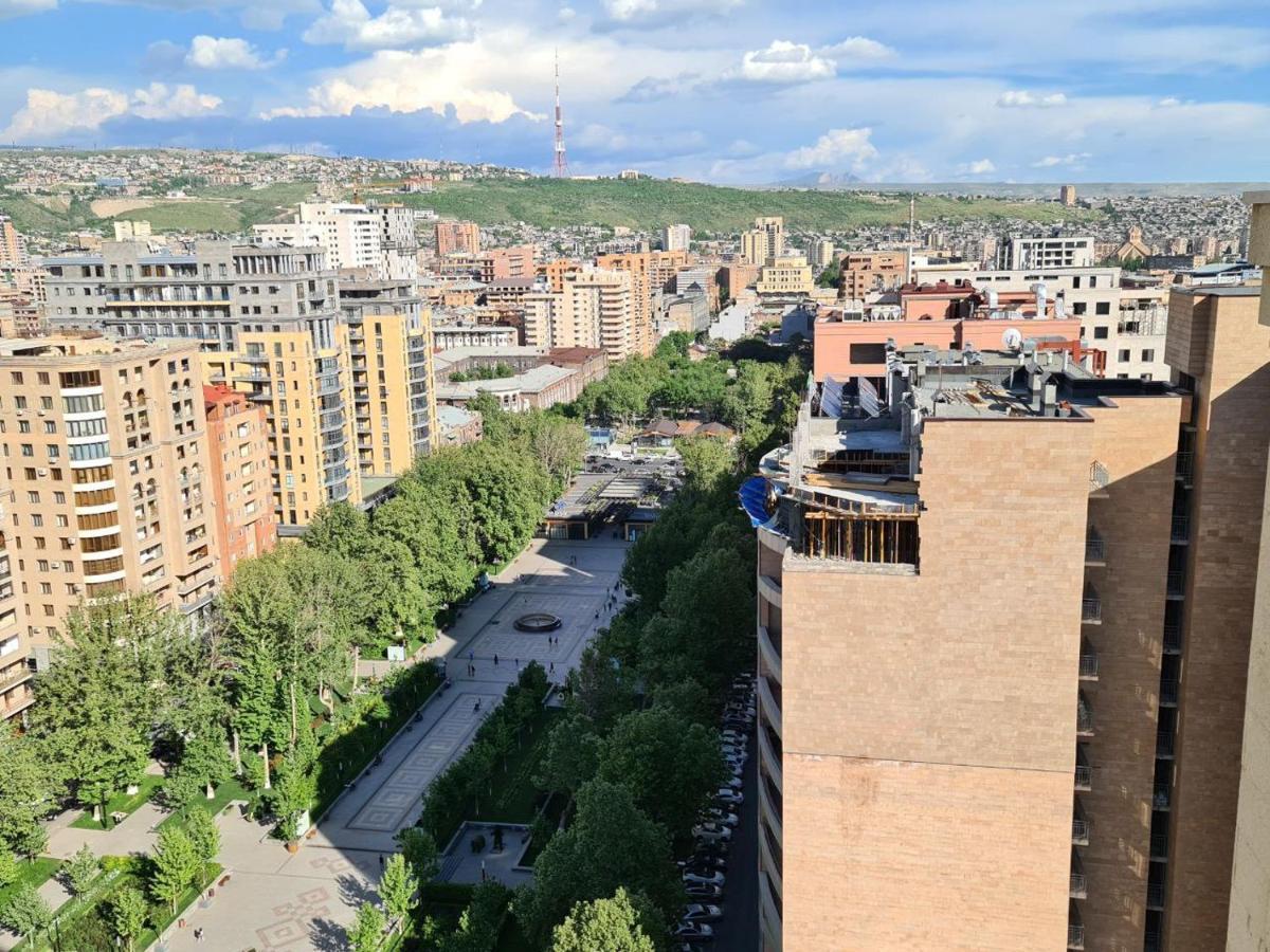 Rooftop Apart-Hotel Yerevan Exterior photo