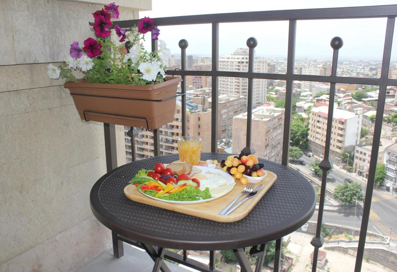 Rooftop Apart-Hotel Yerevan Exterior photo